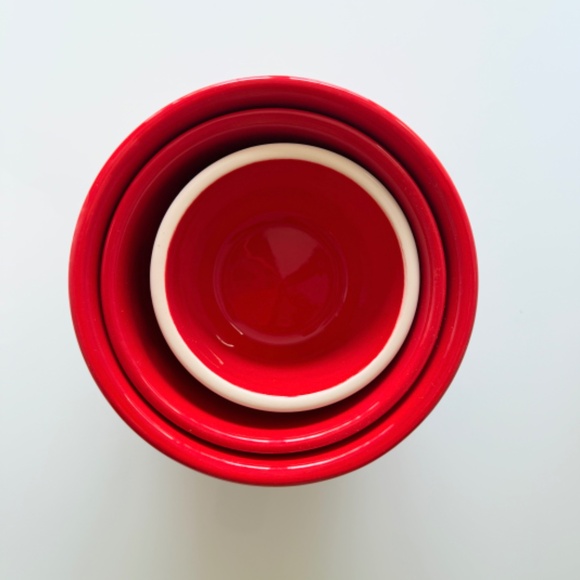 NWOT Nesting Bowls Red & White Terramoto Ceramic - Picture 2 of 7